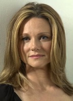 Laura Linney