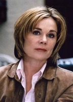 Roxanne Hart