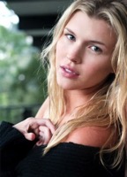 Sharon Hinnendael
