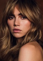 Suki Waterhouse