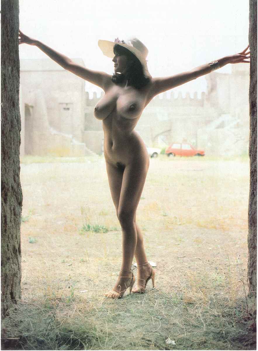 Donatella Damiani naked pics. 